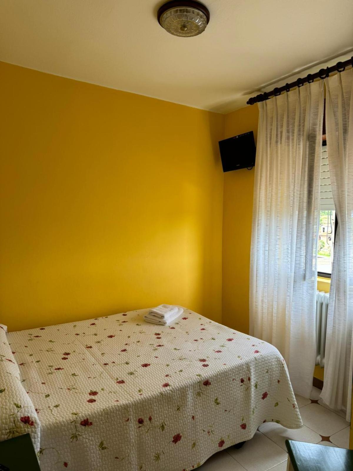 Hotel El Castanu De Cue Extérieur photo